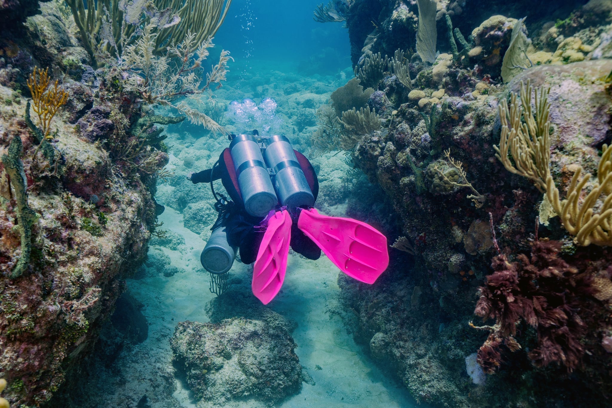 Twinset or Sidemount? Making the Right Choice for Your Next Adventure